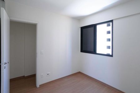 Apartamento para alugar com 110m², 4 quartos e 2 vagasQuarto 3