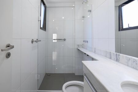 Apartamento para alugar com 110m², 4 quartos e 2 vagasBanheiro da suíte 