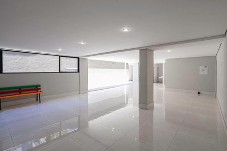 Apartamento para alugar com 110m², 4 quartos e 2 vagasÁrea comum - Salão de festas