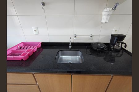 Cozinha de apartamento à venda com 2 quartos, 69m² em Barra Olímpica, Rio de Janeiro