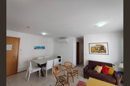 Sala de apartamento à venda com 2 quartos, 69m² em Barra Olímpica, Rio de Janeiro