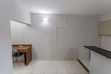 Sala de kitnet/studio para alugar com 1 quarto, 35m² em Santa Efigênia, Belo Horizonte