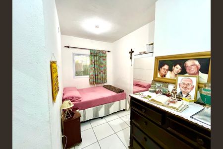 Quarto 2 de casa à venda com 2 quartos, 130m² em Jardim Santa Barbara, Guarulhos