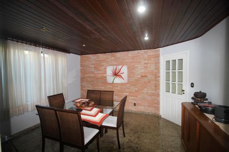 Sala de Jantar de casa para alugar com 3 quartos, 360m² em Jardim Santa Rosália, Sorocaba