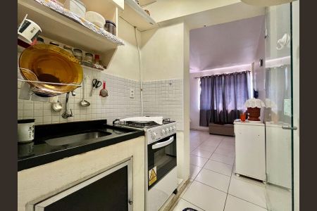 Cozinha de kitnet/studio à venda com 1 quarto, 30m² em Vila Itapura, Campinas