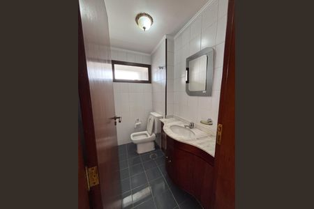 Apartamento para alugar com 180m², 4 quartos e 2 vagasLavabo