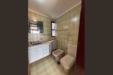 Apartamento para alugar com 180m², 4 quartos e 2 vagasBanheiro Social