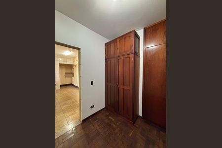 Apartamento para alugar com 180m², 4 quartos e 2 vagasQuarto 1