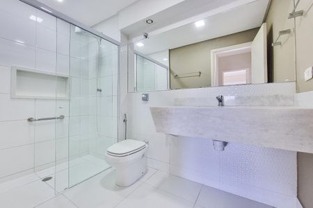 Banheiro da Suíte de apartamento para alugar com 3 quartos, 114m² em Jardim Pereira do Amparo, Jacareí