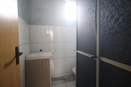 Banheiro de apartamento à venda com 2 quartos, 57m² em Santo Afonso, Novo Hamburgo