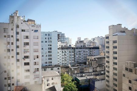 Sala Vista de apartamento à venda com 2 quartos, 74m² em Centro Histórico, Porto Alegre