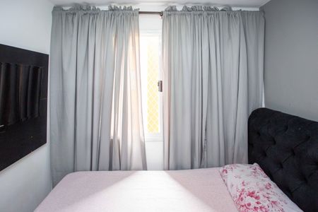 Quarto 1 de apartamento à venda com 2 quartos, 48m² em Jardim Gazuza, Diadema