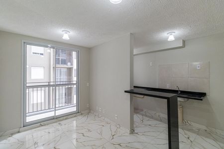 Sala/Cozinha/Área de Serviço  de apartamento para alugar com 2 quartos, 42m² em Jardim America da Penha, São Paulo