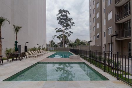 Apartamento para alugar com 42m², 2 quartos e sem vagaÁrea Comum - Piscina 