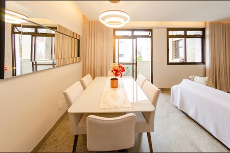 Sala de apartamento à venda com 3 quartos, 90m² em Coracao de Jesus, Belo Horizonte