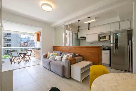 Sala/Cozinha de apartamento para alugar com 2 quartos, 66m² em Pinheiros, São Paulo