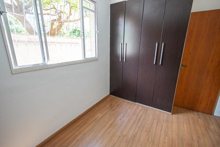 Quarto 1 de apartamento para alugar com 2 quartos, 60m² em Manacás, Belo Horizonte