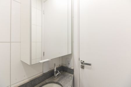 Apartamento para alugar com 42m², 2 quartos e 1 vagaBanheiro 