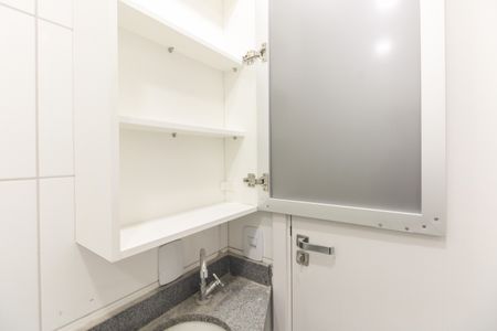 Apartamento para alugar com 42m², 2 quartos e 1 vagaBanheiro 
