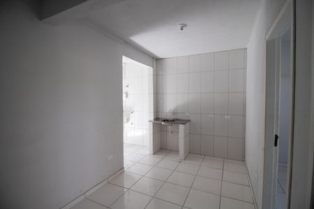 Sala de apartamento para alugar com 2 quartos, 30m² em Jardim Lucia, São Paulo