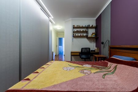 Suíte de casa à venda com 3 quartos, 170m² em Vila Sao Francisco (zona Sul), São Paulo