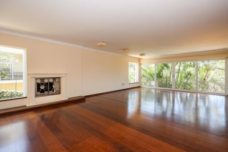 Sala de casa à venda com 3 quartos, 630m² em Jardim Leonor, São Paulo