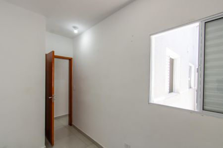 Quarto 1 de apartamento para alugar com 2 quartos, 45m² em Jardim Maringa, São Paulo