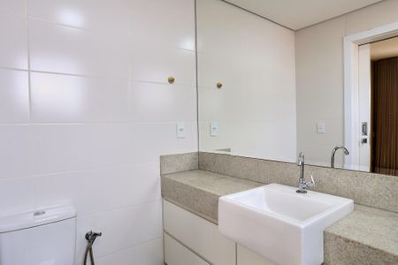 Apartamento para alugar com 190m², 3 quartos e 2 vagasBanheiro da Suíte