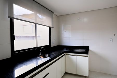 Apartamento para alugar com 190m², 3 quartos e 2 vagasCozinha
