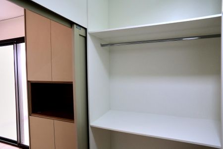 Apartamento para alugar com 190m², 3 quartos e 2 vagasCloset da suíte