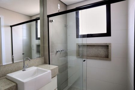 Apartamento para alugar com 190m², 3 quartos e 2 vagasBanheiro da Suíte