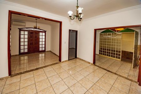 Casa para alugar com 5 quartos, 276m² em Santa Monica, Belo Horizonte