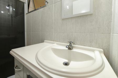 Banheiro de apartamento para alugar com 2 quartos, 60m² em Jardim Pauliceia, Campinas
