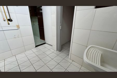 Apartamento para alugar com 210m², 4 quartos e 3 vagas Apartamento para alugar com 210m², 4 quartos e 3 vagasÁrea de Serviço