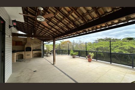 Apartamento para alugar com 210m², 4 quartos e 3 vagas Apartamento para alugar com 210m², 4 quartos e 3 vagasVaranda