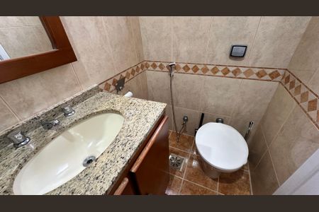 Apartamento para alugar com 210m², 4 quartos e 3 vagas Apartamento para alugar com 210m², 4 quartos e 3 vagasBanheiro Social