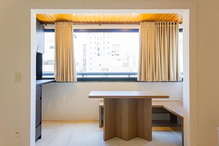 Varanda de apartamento para alugar com 4 quartos, 130m² em Perdizes, São Paulo