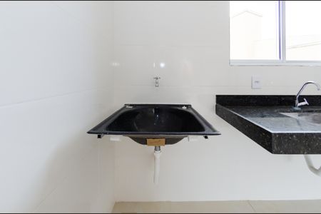 Cozinha de apartamento à venda com 3 quartos, 72m² em Estrela do Oriente, Belo Horizonte