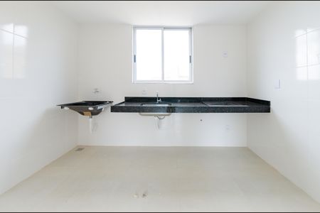 Cozinha de apartamento à venda com 3 quartos, 72m² em Estrela do Oriente, Belo Horizonte