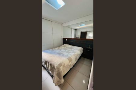 Apartamento à venda com 90m², 3 quartos e 2 vagas Apartamento à venda com 90m², 3 quartos e 2 vagasQuarto