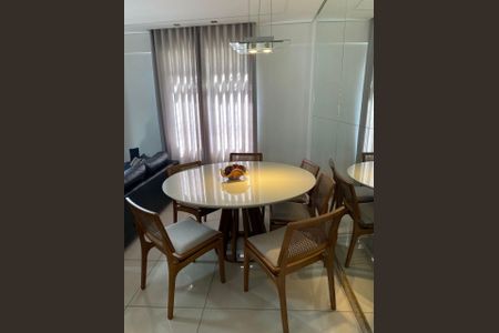 Sala de apartamento à venda com 3 quartos, 90m² em São Pedro, Belo Horizonte