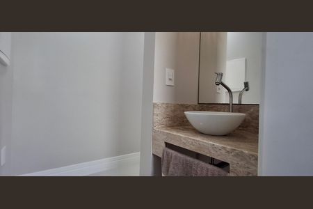 Casa de condomínio para alugar com 545m², 3 quartos e 4 vagas Casa de condomínio para alugar com 545m², 3 quartos e 4 vagasLavabo