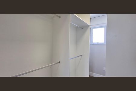 Casa de condomínio para alugar com 545m², 3 quartos e 4 vagas Casa de condomínio para alugar com 545m², 3 quartos e 4 vagasSuíte Closet