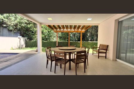 Casa de condomínio para alugar com 545m², 3 quartos e 4 vagas Casa de condomínio para alugar com 545m², 3 quartos e 4 vagasÁrea Gourmet