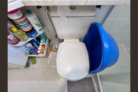 Apartamento à venda com 99m², 3 quartos e 2 vagasSuíte 1 - Banheiro