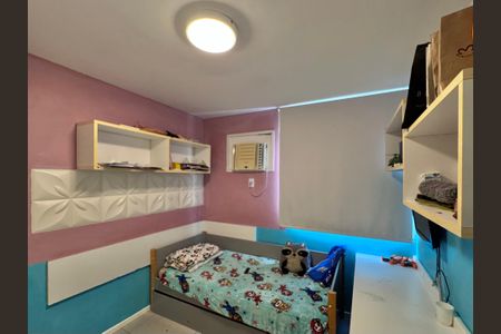 Apartamento à venda com 99m², 3 quartos e 2 vagasQuarto