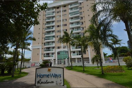 Apartamento à venda com 99m², 3 quartos e 2 vagasFachada