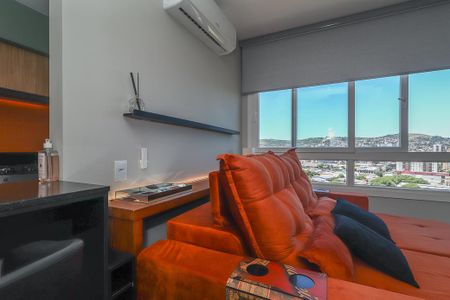 Sala de apartamento para alugar com 2 quartos, 72m² em Jardim do Salso, Porto Alegre