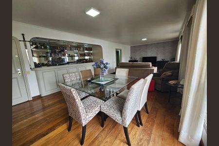 Sala de apartamento à venda com 4 quartos, 210m² em Campo Belo, São Paulo