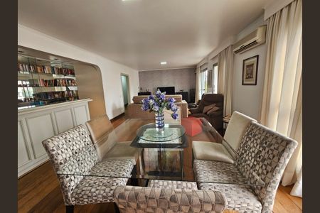 Sala de apartamento à venda com 4 quartos, 210m² em Campo Belo, São Paulo